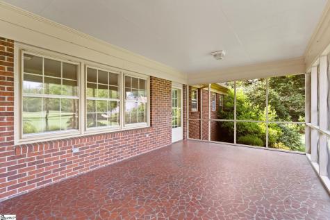 307 S Broad Street Clinton SC 29325