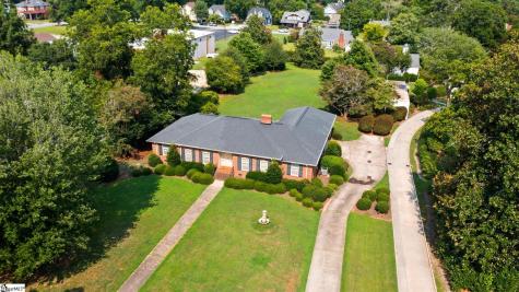 307 S Broad Street Clinton SC 29325
