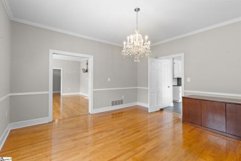307 S Broad Street Clinton SC 29325