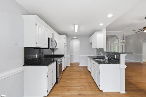 102 Pier Thirty Three Townville SC 29689