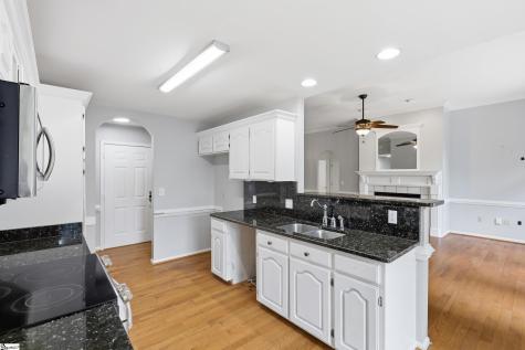 102 Pier Thirty Three Townville SC 29689