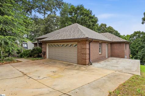 102 Pier Thirty Three Townville SC 29689