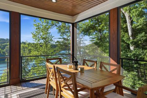 305 Harbor Drive Seneca SC 29678