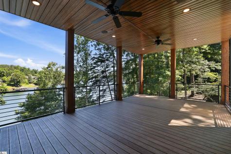 305 Harbor Drive Seneca SC 29678