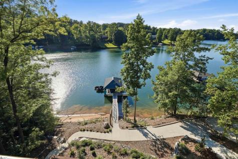 305 Harbor Drive Seneca SC 29678