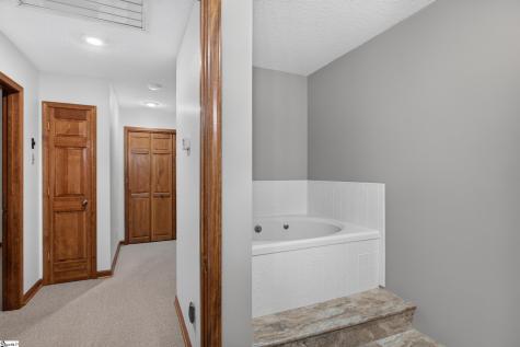 12 Lookout Lane Salem SC 29676