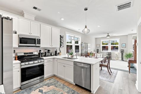 1192 N Pleasantburg Drive Greenville SC 29607