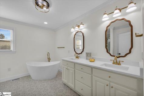 424 James Road Easley SC 29642