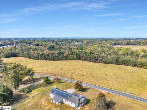 424 James Road Easley SC 29642