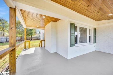 424 James Road Easley SC 29642