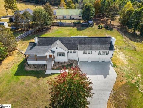 424 James Road Easley SC 29642