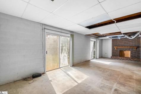 208 Williamsburg Road Anderson SC 29621