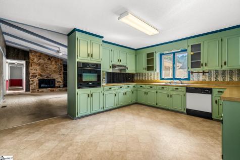 208 Williamsburg Road Anderson SC 29621