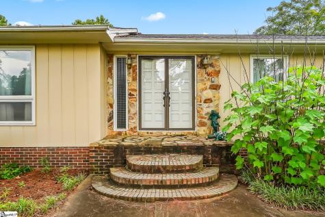 208 Williamsburg Road Anderson SC 29621