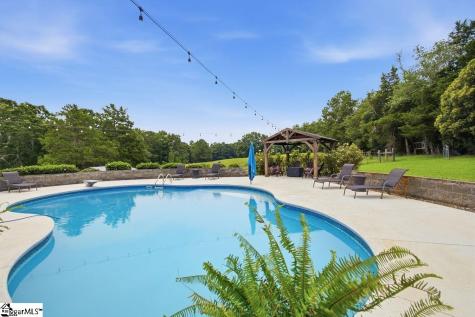 240 Warren Watt Road Iva SC 29655