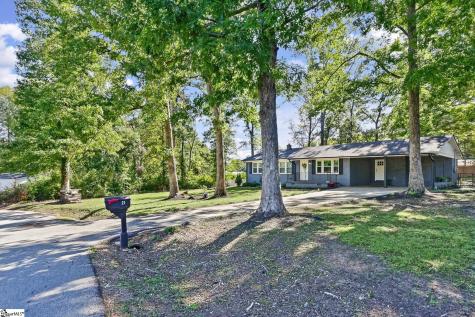 21 Blue Mountain Drive Greenville SC 29617
