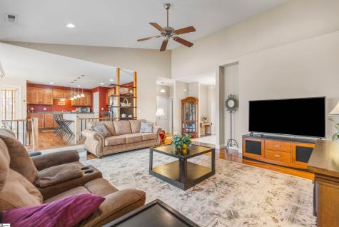 387 Bright Farm Road Duncan SC 29334