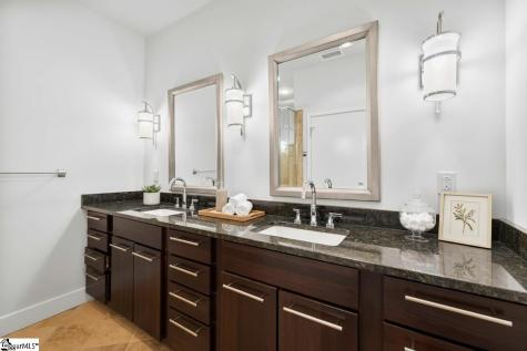 500 E Mcbee Avenue Greenville SC 29601