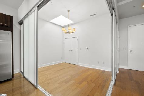 500 E Mcbee Avenue Greenville SC 29601