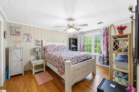 104 Knollwood Drive Seneca SC 29672