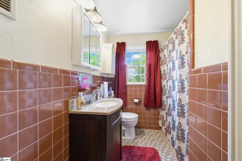 104 Knollwood Drive Seneca SC 29672