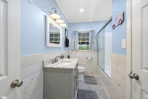 104 Knollwood Drive Seneca SC 29672