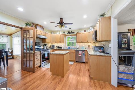 104 Knollwood Drive Seneca SC 29672