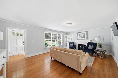 8 Northwood Avenue Greenville SC 29609