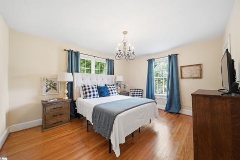 8 Northwood Avenue Greenville SC 29609