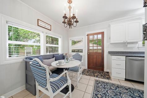 8 Northwood Avenue Greenville SC 29609