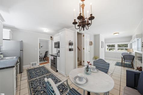8 Northwood Avenue Greenville SC 29609
