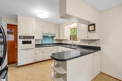 7 Dublin Court Greenville SC 29615