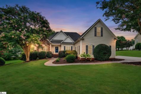 109 New Haven Court Easley SC 29640