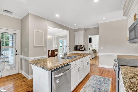109 New Haven Court Easley SC 29640