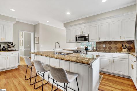 109 New Haven Court Easley SC 29640
