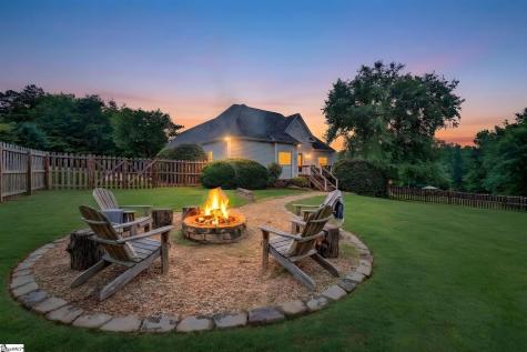 109 New Haven Court Easley SC 29640