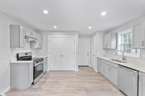 420 Fox Valley Road Anderson SC 29621