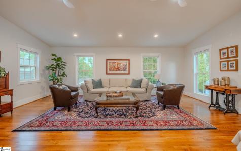 408 W Faris Road Greenville SC 29605
