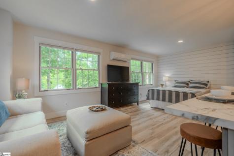 408 W Faris Road Greenville SC 29605