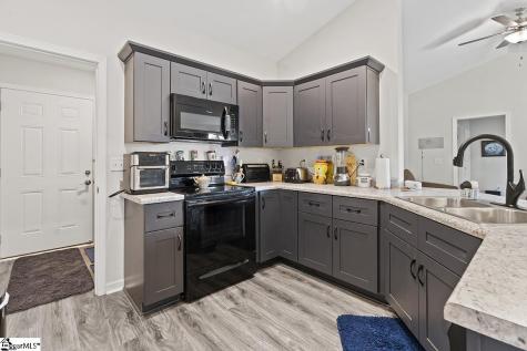 21117 E Highway 76 Laurens SC 29360