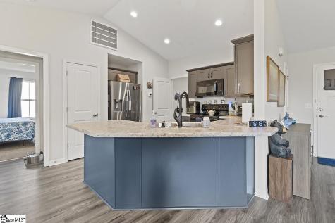 21117 E Highway 76 Laurens SC 29360
