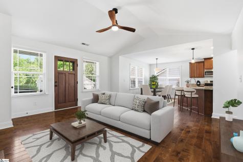 27 Macle Court Travelers Rest SC 29690