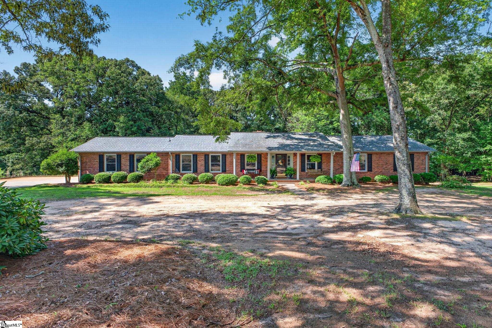 618 Racetrack Road Woodruff SC 29388
