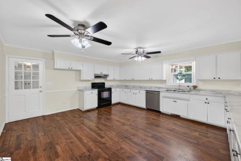 618 Racetrack Road Woodruff SC 29388