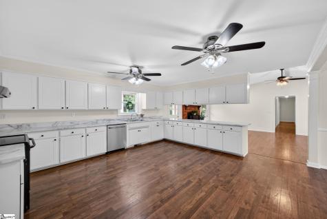 618 Racetrack Road Woodruff SC 29388