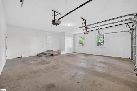 618 Racetrack Road Woodruff SC 29388