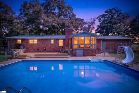 618 Racetrack Road Woodruff SC 29388