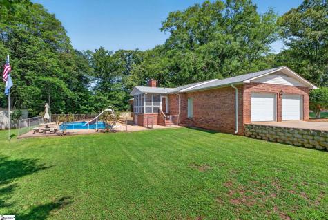 618 Racetrack Road Woodruff SC 29388
