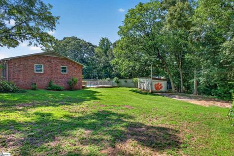 618 Racetrack Road Woodruff SC 29388