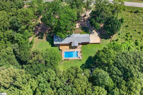 618 Racetrack Road Woodruff SC 29388